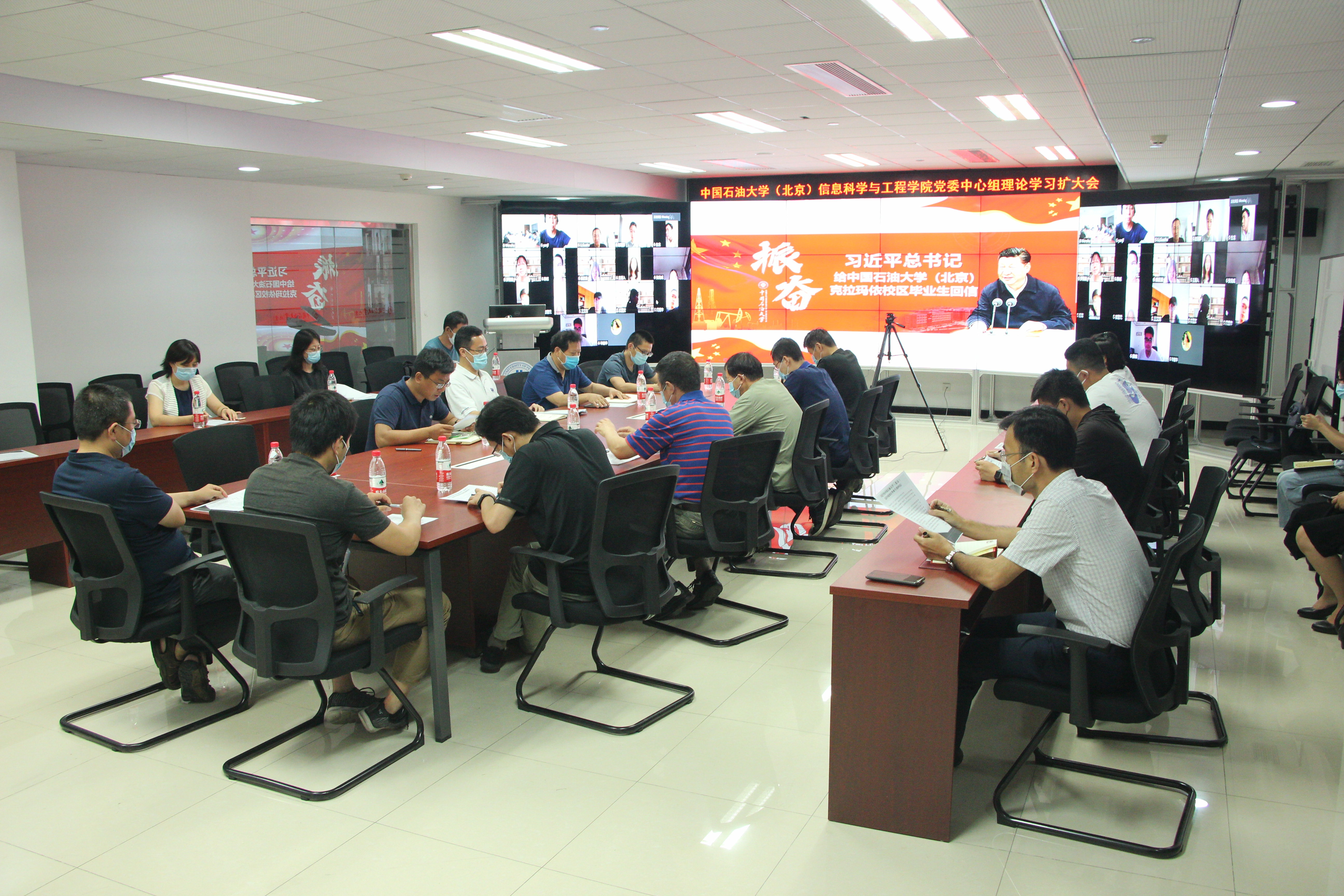 714f6d345b2f471d872a862d6e3f561e.jpg 714f6d345b2f471d872a862d6e3f561e.jpg