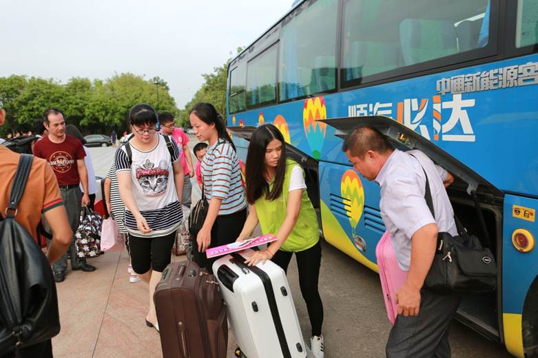 说明: F:\Users\Administrator\Desktop\老师，这是这两天挑选的活动照\9R4A9151.JPG