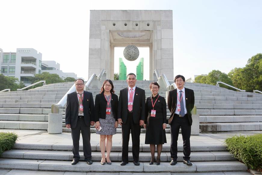 说明: F:\Users\Administrator\Desktop\学校党代会\党代会\合影\中国共产党太阳集团tyc4633第一届纪律检查委员会全体委员合影.JPG