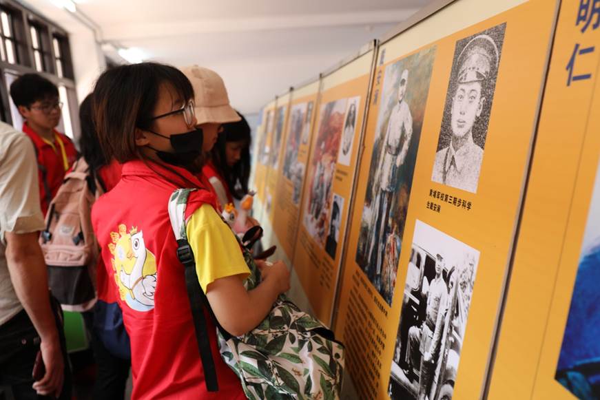 说明: D:\2019年新闻\3.30“志·智双扶计划”游学活动\8H7A2912.JPG