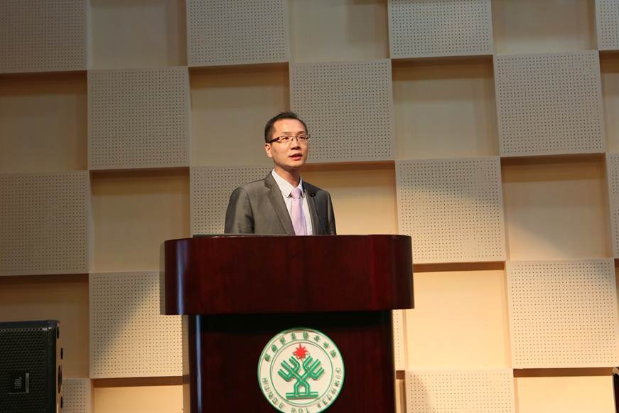 说明: D:\2019年新闻\4月18日 太阳官网举行首届科技工作大会\选\10企业代表发言.JPG