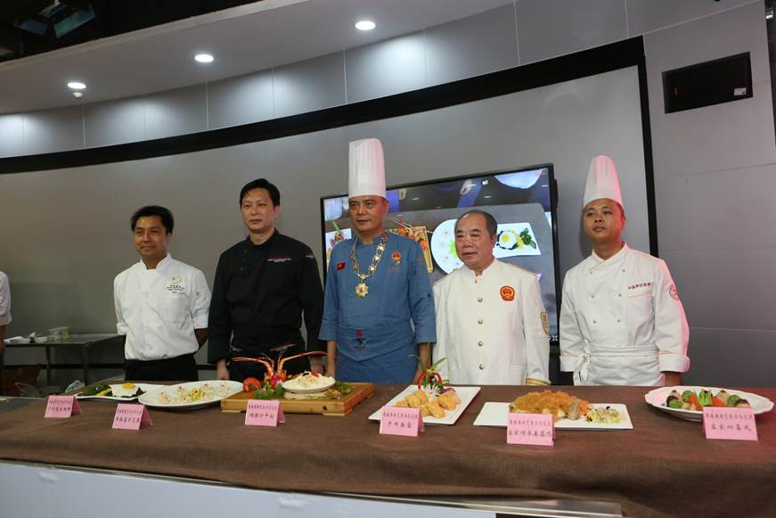 说明: F:\Users\Administrator\Desktop\粤港澳厨艺展示与交流\选\9R4A9626.JPG