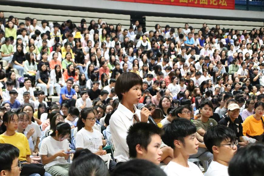 说明: D:\2019年新闻\科技节开幕式新闻稿\5.JPG