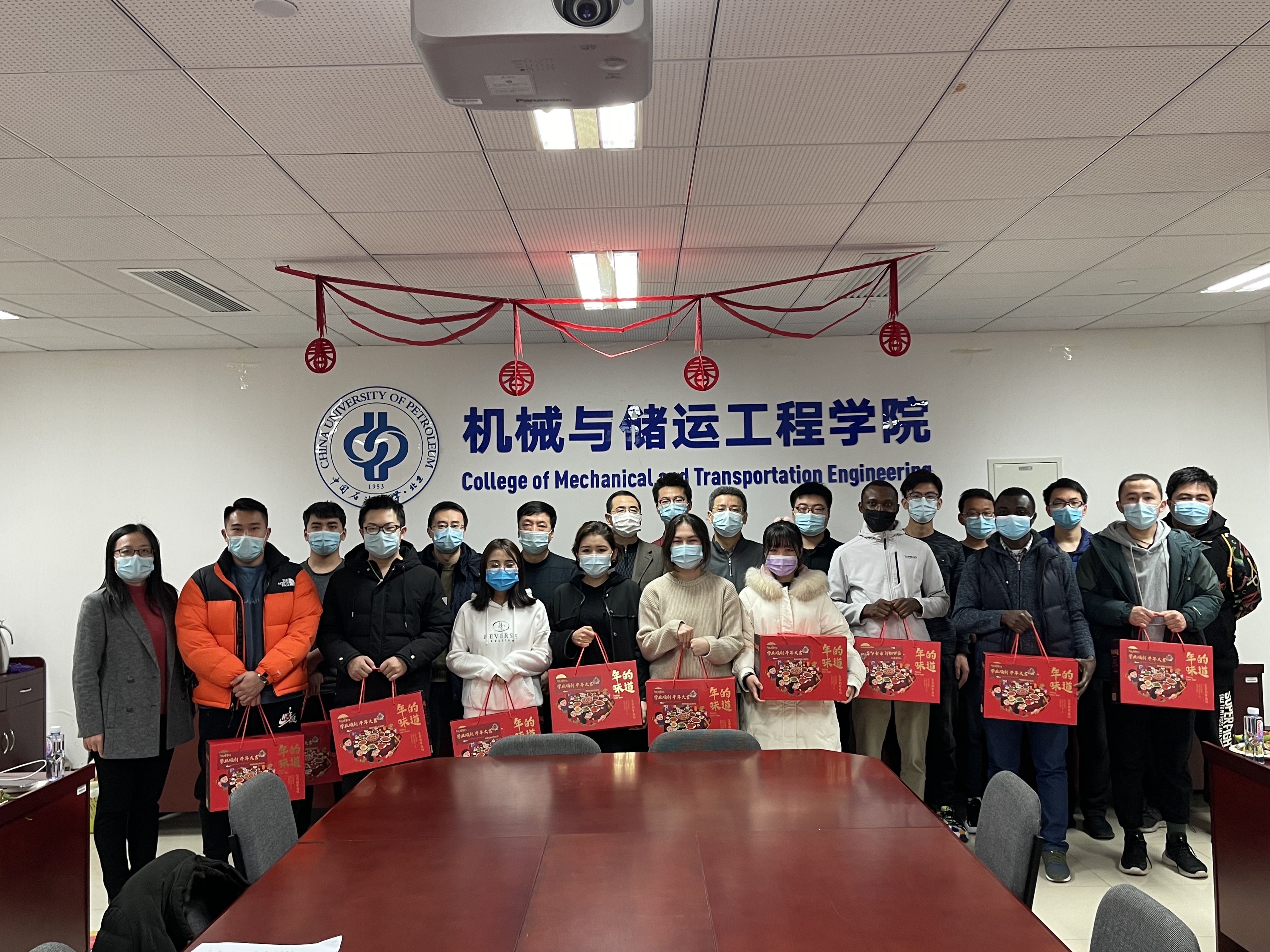 17cbbb8021264c8c891f4060aa9ad4dc.jpg 17cbbb8021264c8c891f4060aa9ad4dc.jpg